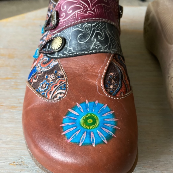 Socofy Leather Shoes Clogs Sz 42 (10-11) BEAUTIFUL detail and COMFY! - Picture 2 of 10